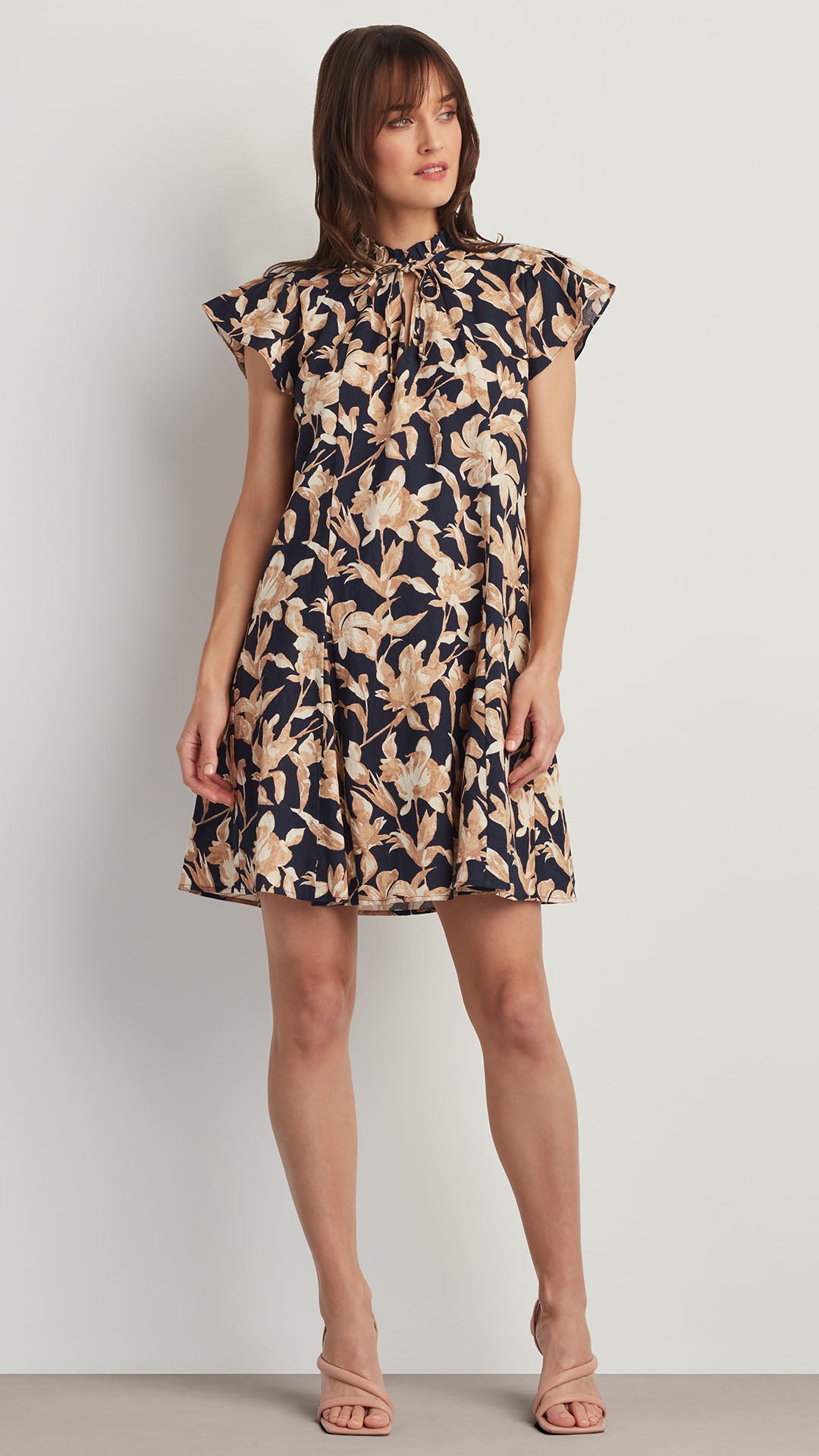 LINEN BLEND RAGLAN SLEEVE DRESS Navy Floral / M LINEN BLEND RAGLAN SLEEVE DRESS Navy Floral / M